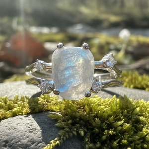 Κολιέ μενταγιόν Z ARRON DESIGN Serenity Moonstone από χάλκινο σύρμα