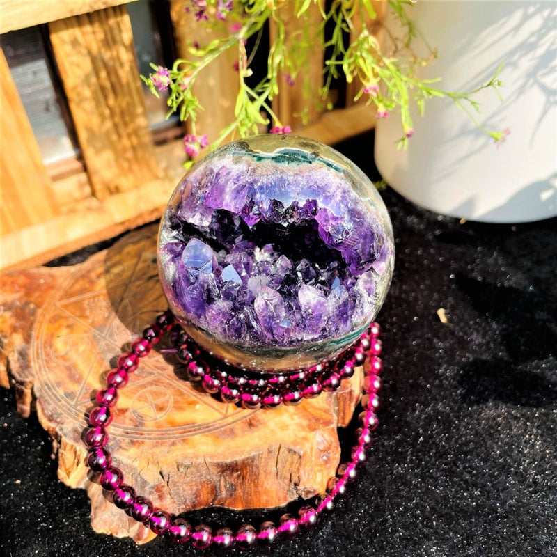 Amethyst Geode Sphere (Item #0088)