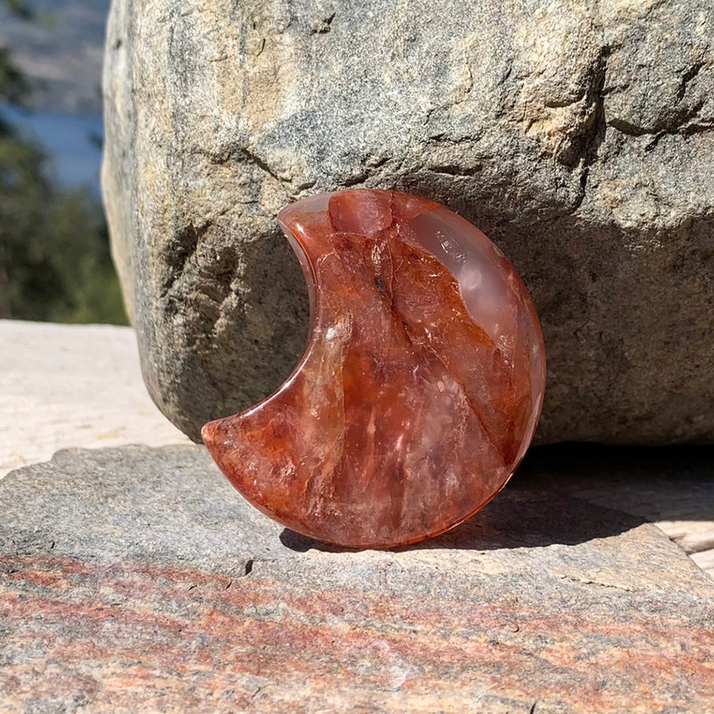 Pedras da Lua Crescente em Jaspe Vermelho