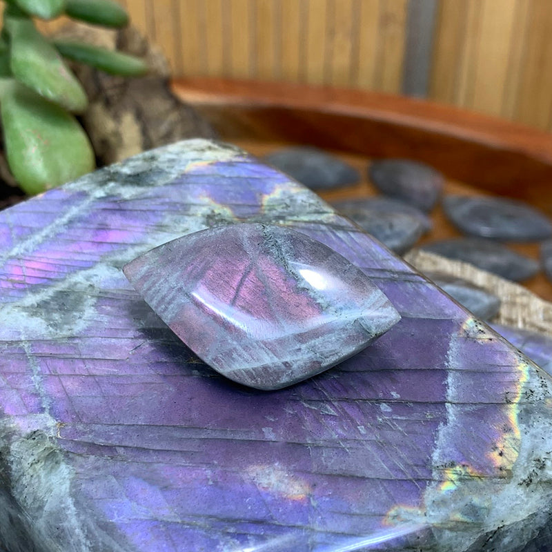 Labradorite Flash Purple Cabochon