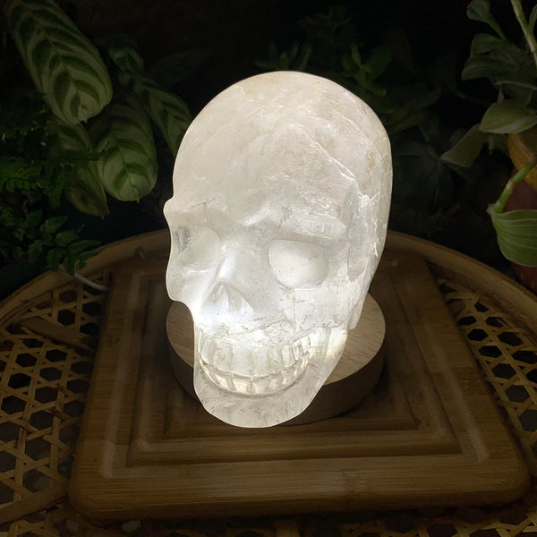 Lumière d'ambiance en cristal (crâne de quartz grand)