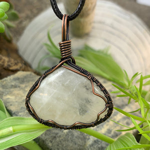 Z ARRON DESIGN Serenity Moonstone kobbertråd vedhæng halskæde