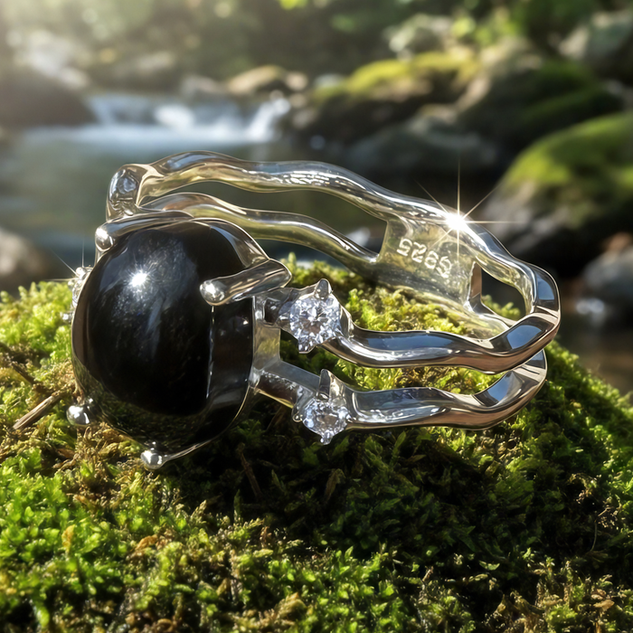 Z ARRON DESIGN Collar con colgante de alambre de cobre con piedra lunar Serenity