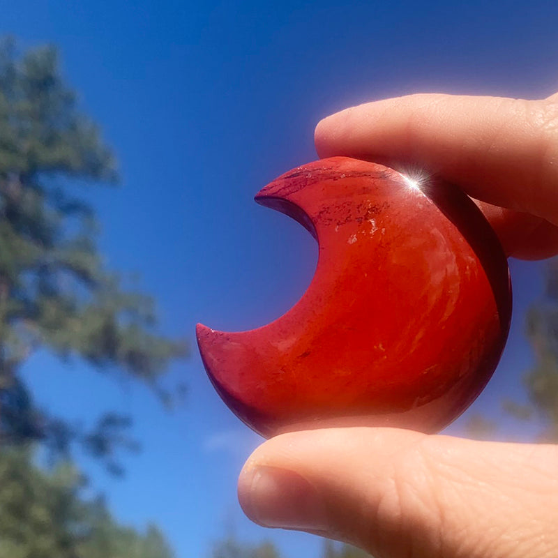 Pedras da Lua Crescente em Jaspe Vermelho